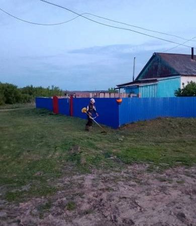 И за пределами села
