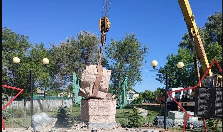 Гранит увековечит память