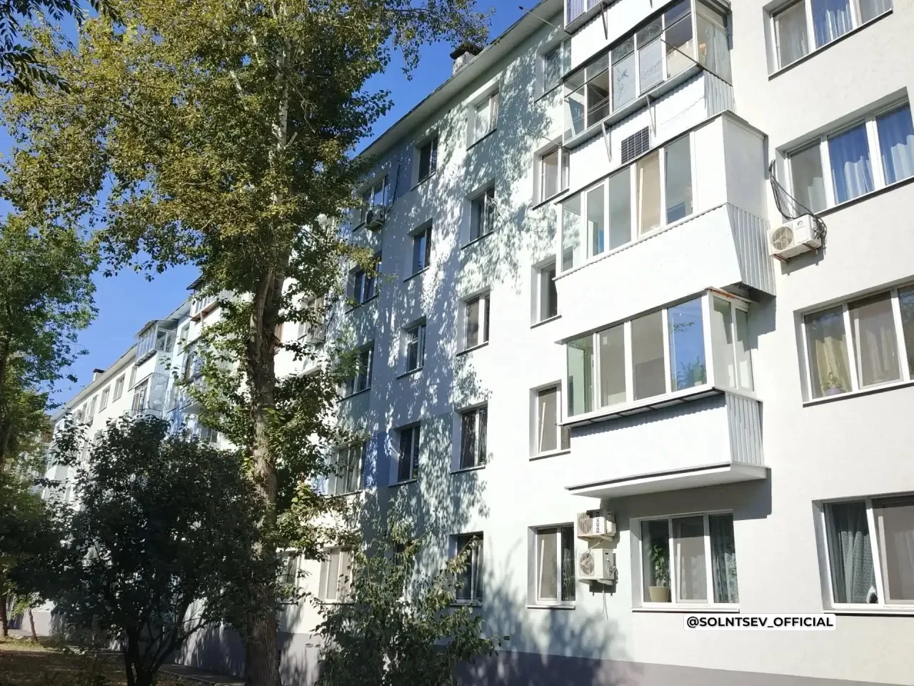 Евгений Солнцев: в Оренбуржье продолжается масштабный ремонт многоквартирных домов