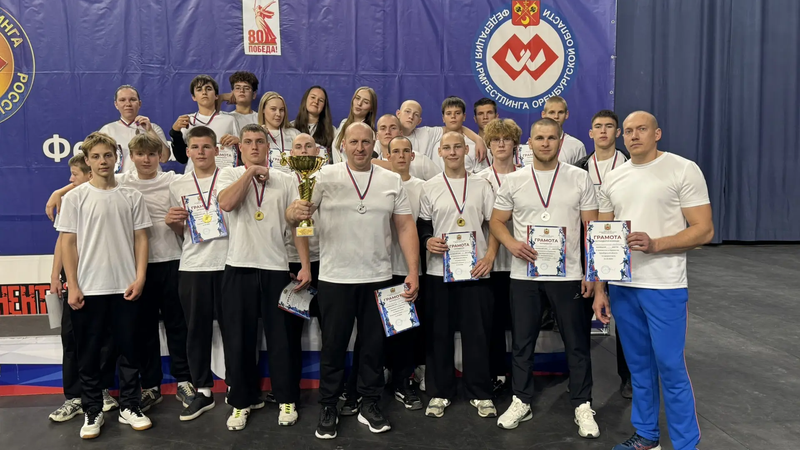 Ташлинские армрестлеры стали победителями Чемпионата и Первенства Оренбуржья